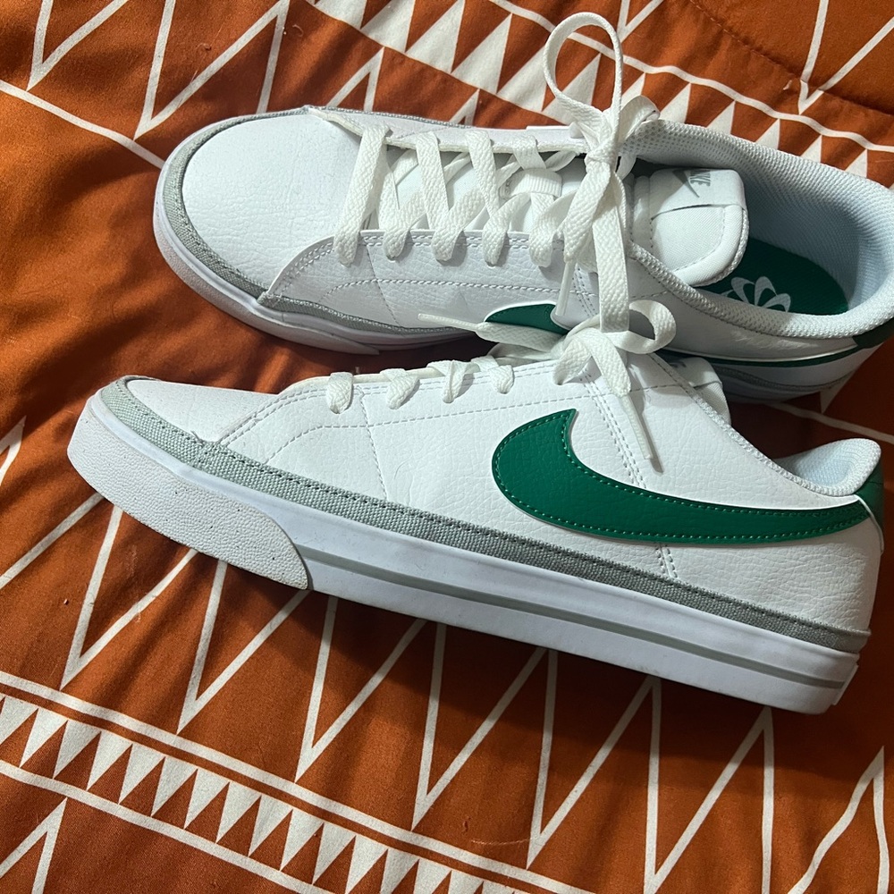 Women Nike size 10